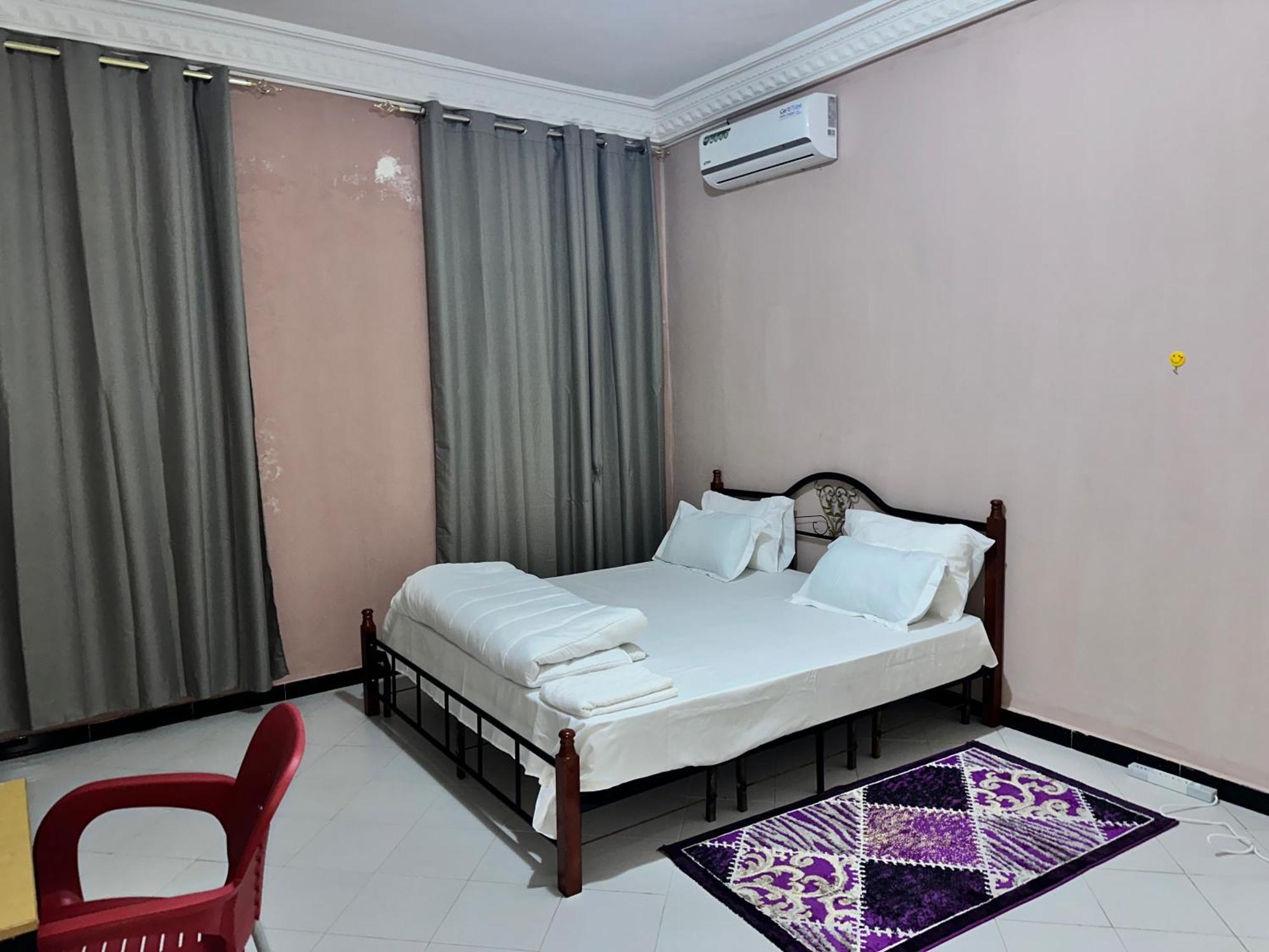 Residences Primis Thies - Appartements Et Chambres Bagian luar foto
