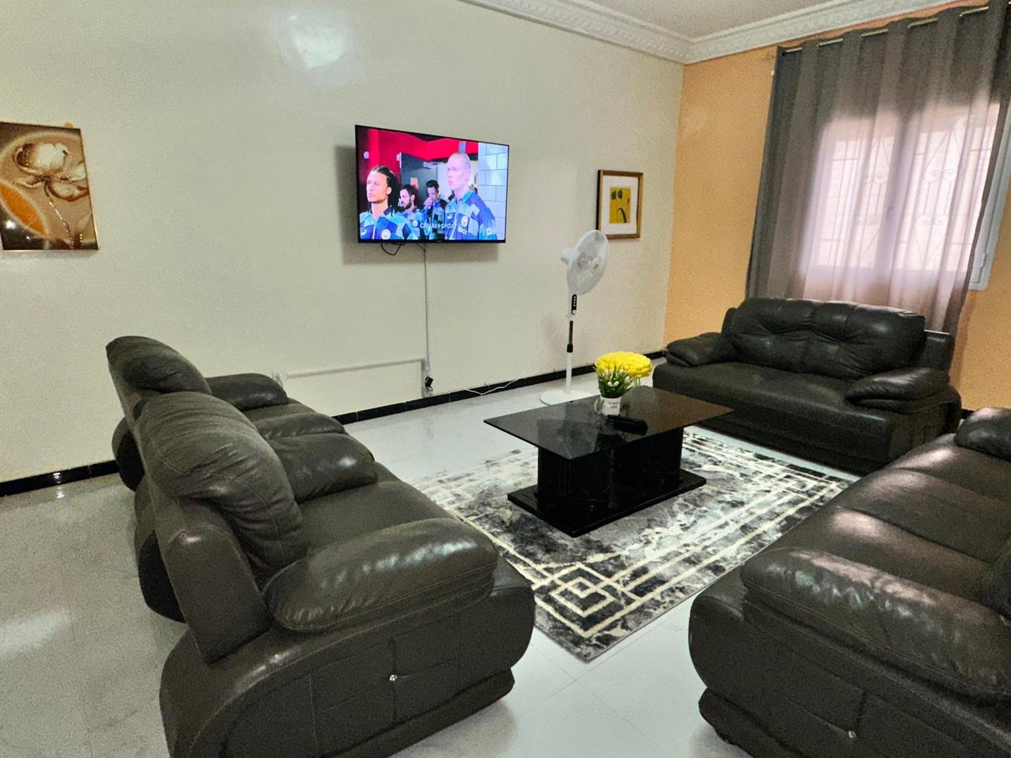 Residences Primis Thies - Appartements Et Chambres Bagian luar foto