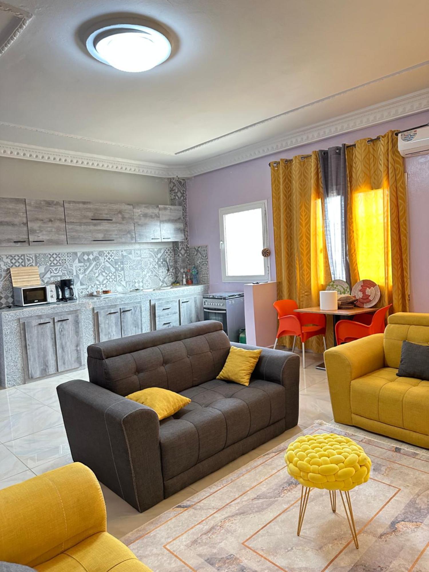 Residences Primis Thies - Appartements Et Chambres Bagian luar foto