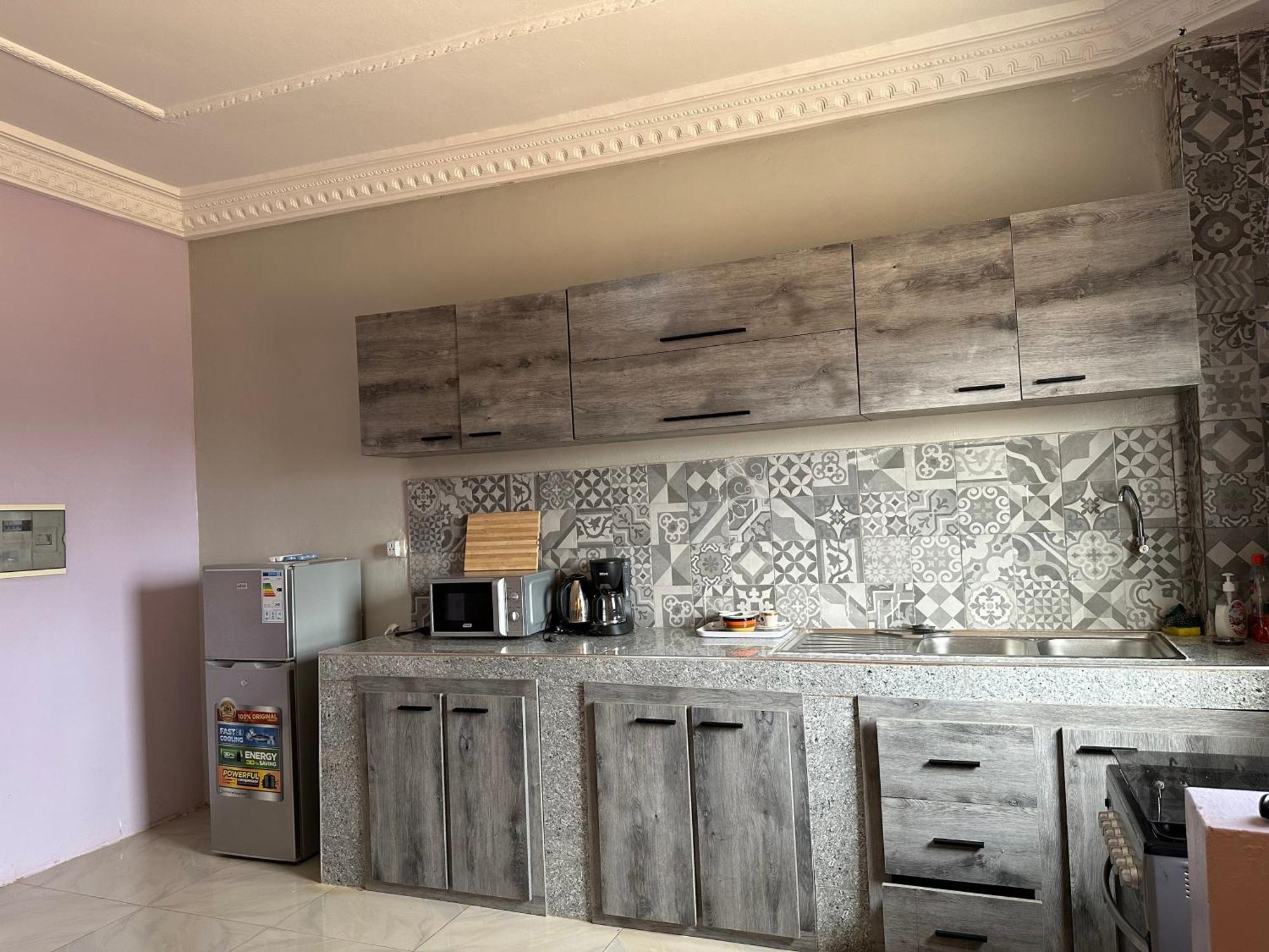 Residences Primis Thies - Appartements Et Chambres Bagian luar foto