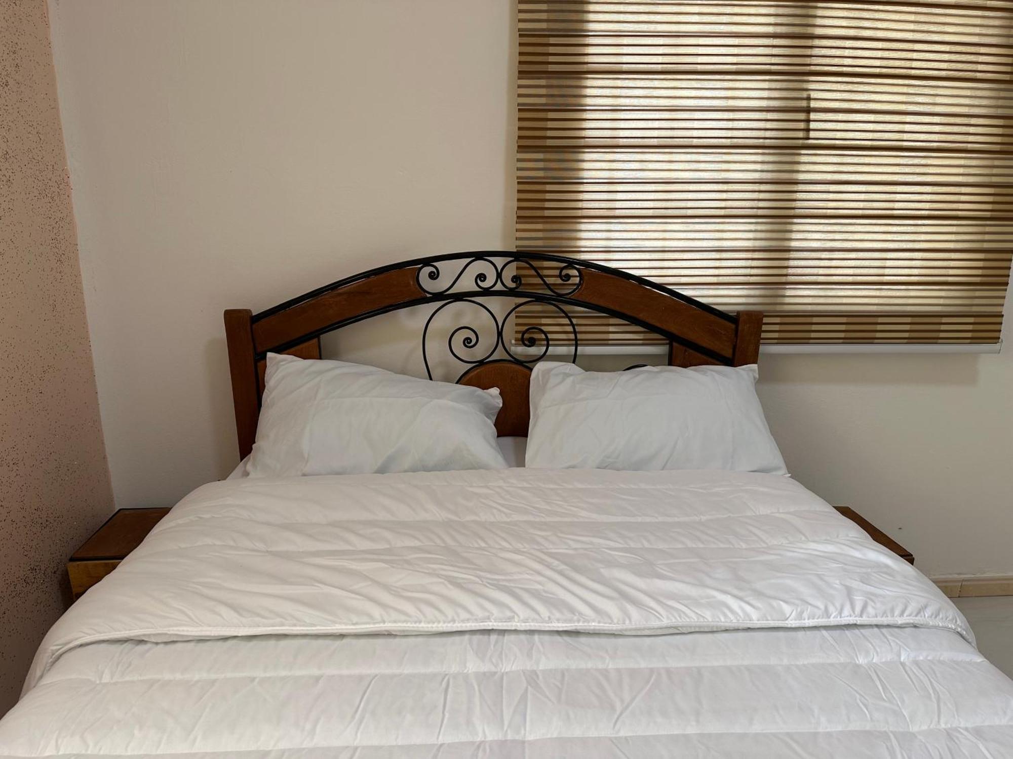 Residences Primis Thies - Appartements Et Chambres Bagian luar foto